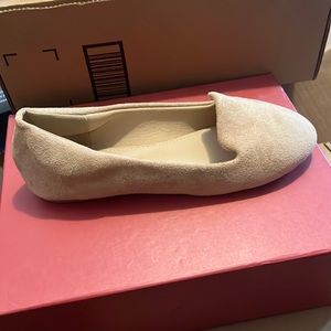 Musshoe flat shoes size 6